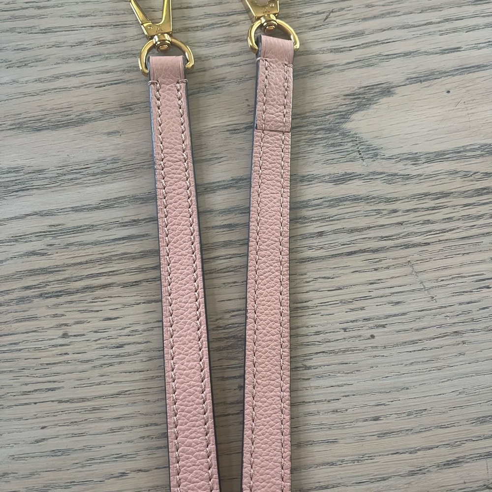 Louis Vuitton Montaigne Empriente bag - Picture 9 of 17